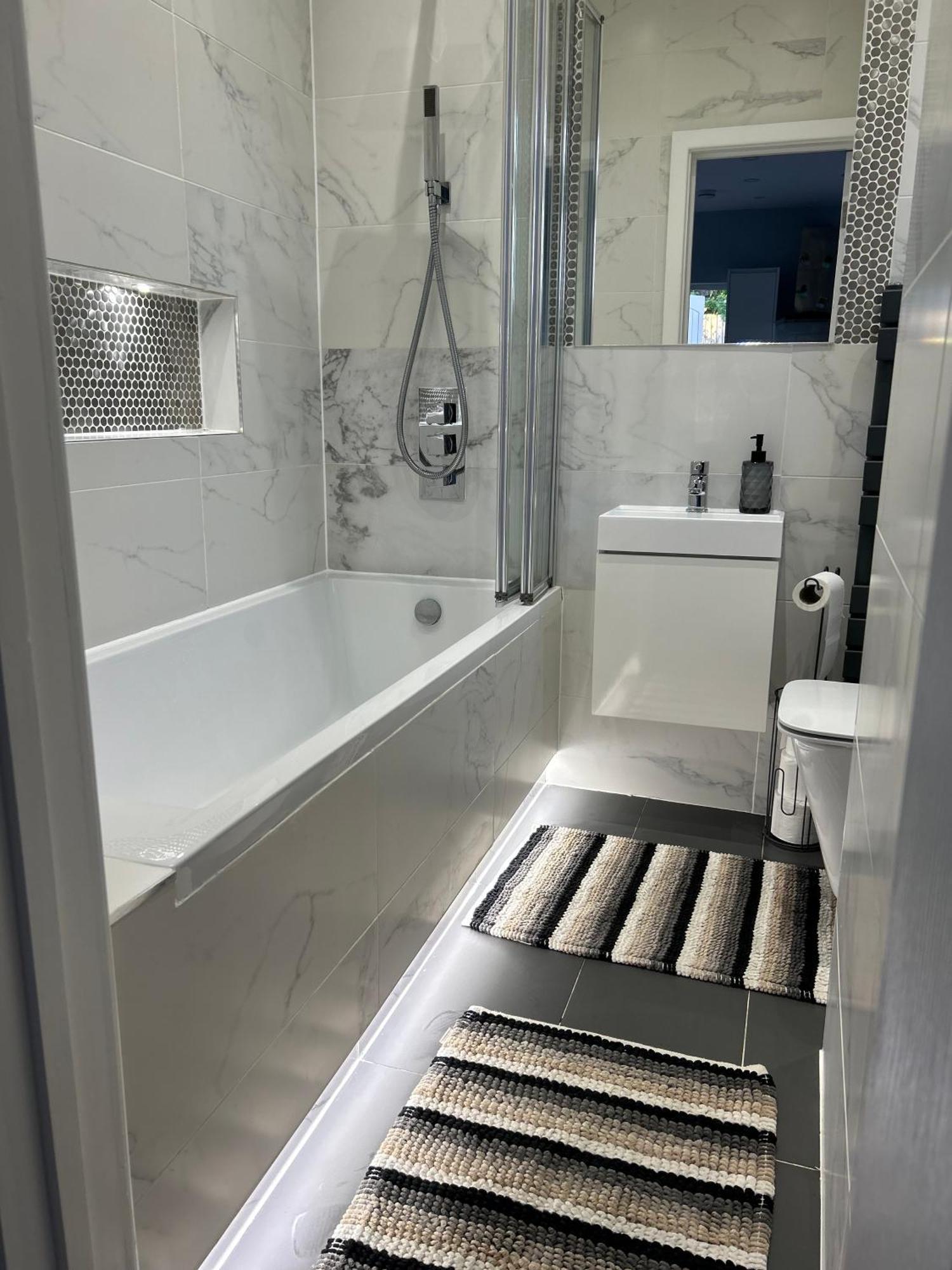 Dana'S Bungalow Horley Esterno foto